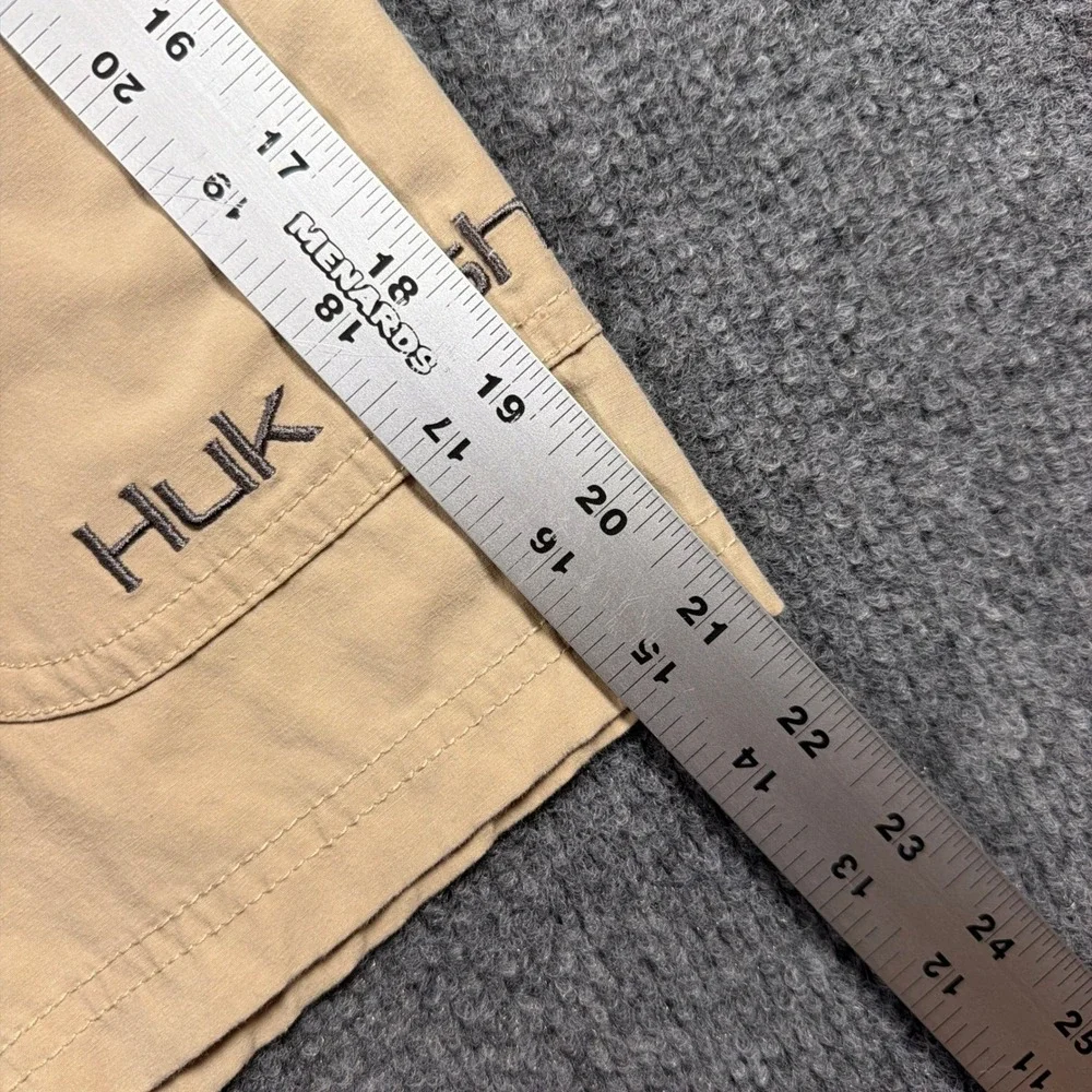 Huk Next Level Fishing Shorts Mens 36